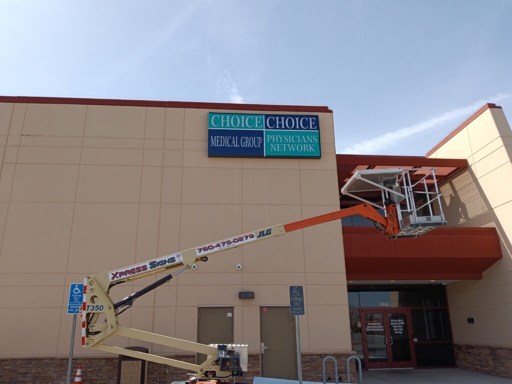 Sign Installation Services For Commercial Business Victorville CA